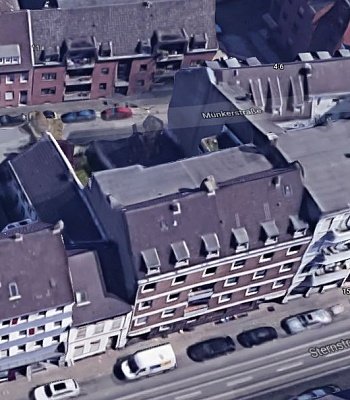 Доходный дом в Германии, в центре в 47798 Krefeld, по запросу  м² (участок земли 466 м2)