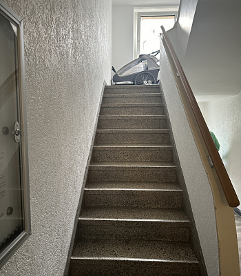 ����� �� 3-� ������� � � �������� � ������ 40239 Düsseldorf, 240 �2
