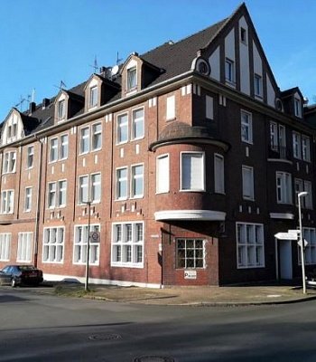 Доходный дом в Германии, в 45886 Gelsenkirchen-Ückendorf, 1914 м² (участок 2514м2) 