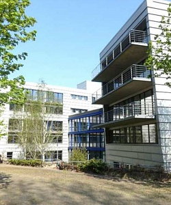 Коммерческая недвижимость (офисное здание) в западной Германии,45470 Mühlheim an der Ruhr, 11460 м2 (участок 9133 м2)