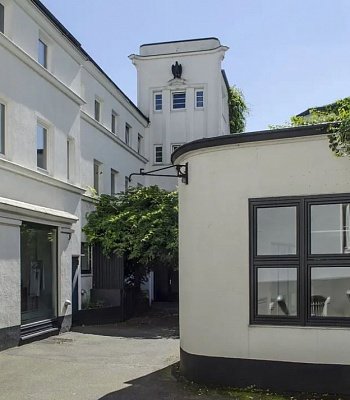 Коммерческая недвижимость (офисное здание) в Германии в 20148 Hamburg, 250 м2 (участок часть 47.5 м2)