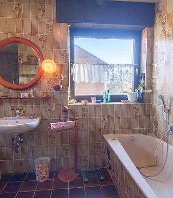 ��� � �������� �  45768 Marl, 150 m2 (������� 571 �2)