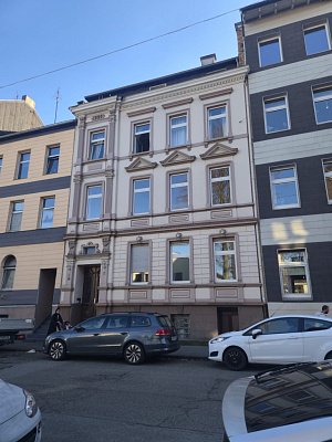 �������� ��� � �������� �  42289 Wuppertal, 237 m² (������� ����� 243 �2)
