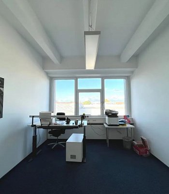Офис в аренду в Германии в Ossendorf, 50827 Köln, 276 м2