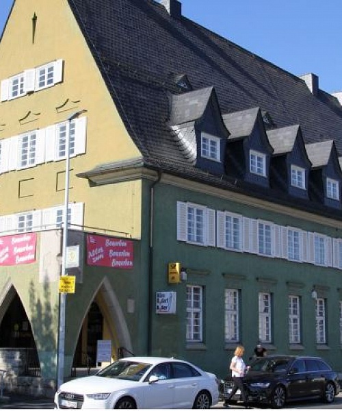 Коммерческая недвижимость в Германии 95632 Wunsiedel, Бавария, 820 м2 (участок по запросу м²)