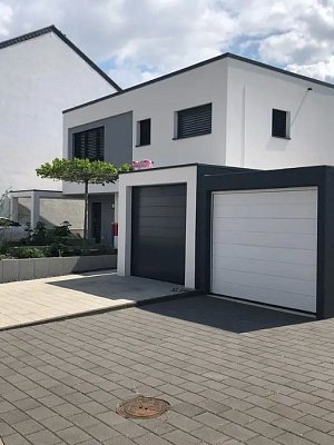 ��� � �������� � 41363 Jüchen, Neuss, 140 m2 (������� 1200 �2)