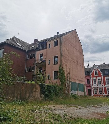Доходный дом в Германии, в 47198 Duisburg, 258 м2 (участок 290м2)