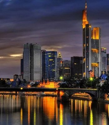 Пакет доходных домов в Германии в 60323 Frankfurt, 4169 м2 (участок 2839 m²)