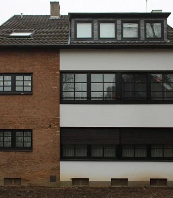 Доходный дом в Германии, в 40229 Düsseldorf, 271 м2 (участок земли 877м2)