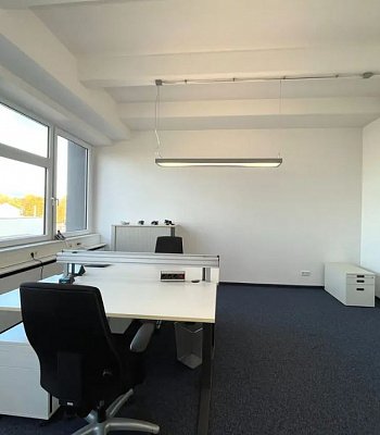 Офис в аренду в Германии в Ossendorf, 50827 Köln, 276 м2